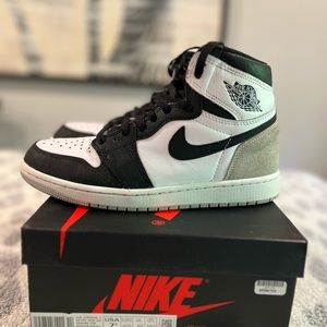 Air Jordan 1 Retro High OG ‘Stage Haze’